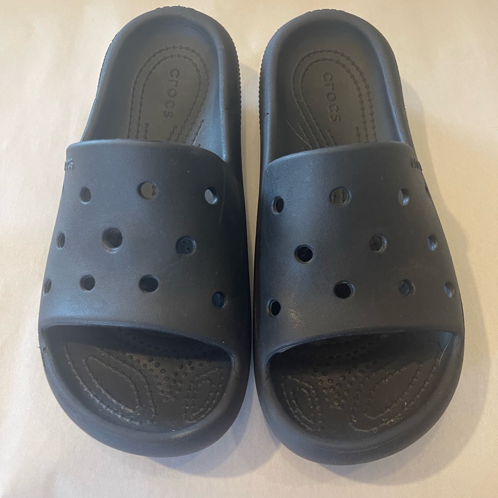 Crocs Kids Classic Slide Black Slide On Waterproof Youth Size 3J